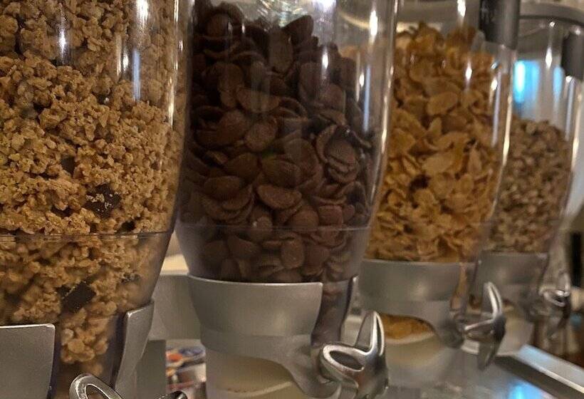 בית מלון כפרי Logis Hôtel Médiéval, Montélimar Nord