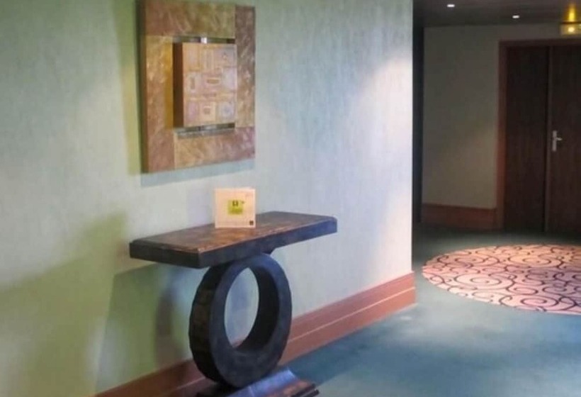 בית מלון כפרי Logis Lyon Est Porte De L Ain