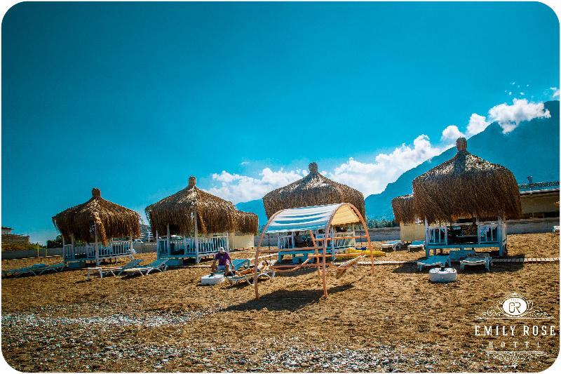 Отель Emily Rose