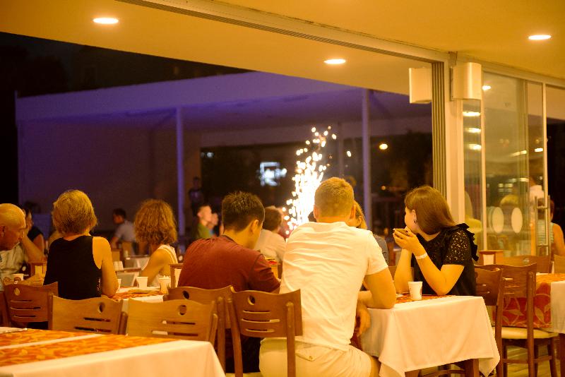 Отель Emily Rose