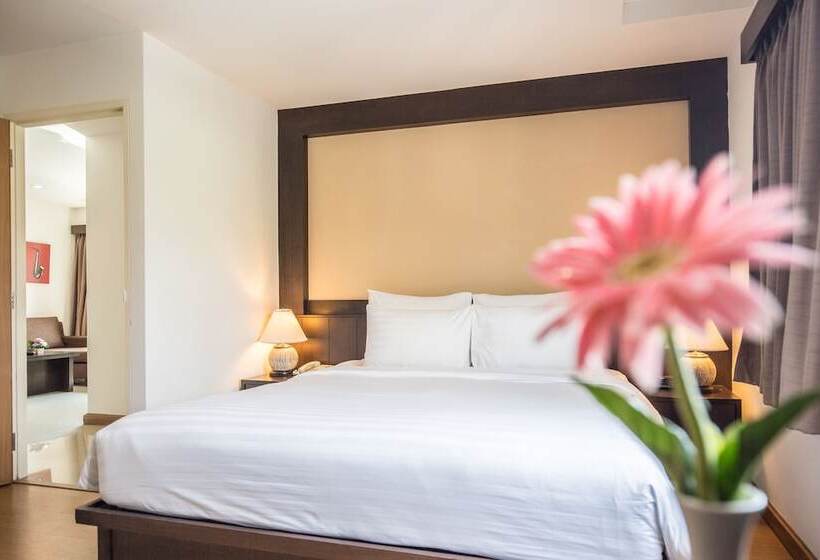 Отель Northgate Ratchayothin