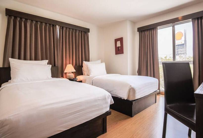 Отель Northgate Ratchayothin