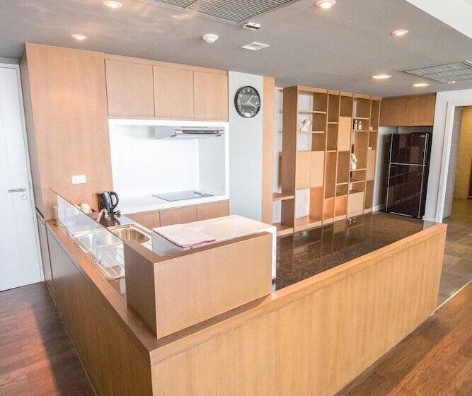 Отель Northgate Ratchayothin