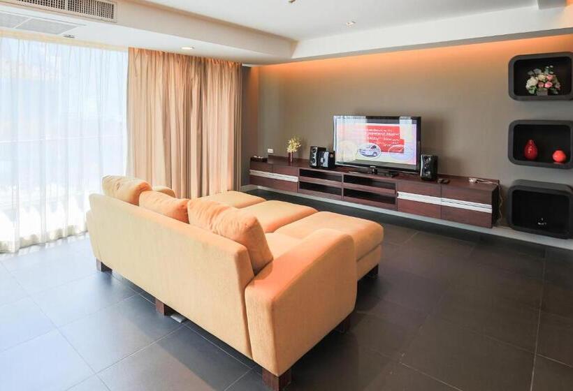 Отель Northgate Ratchayothin