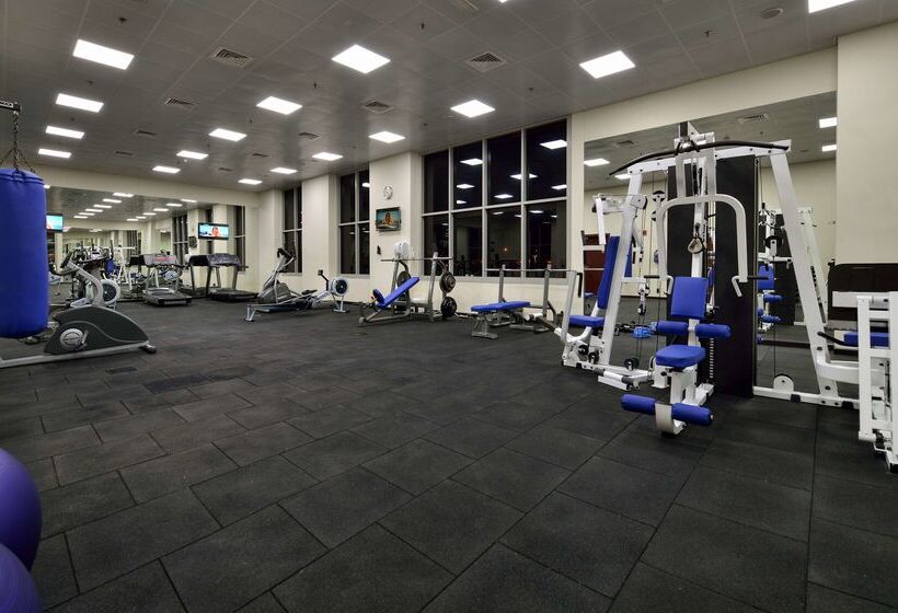 Oaks Liwa Heights Hotel Suites