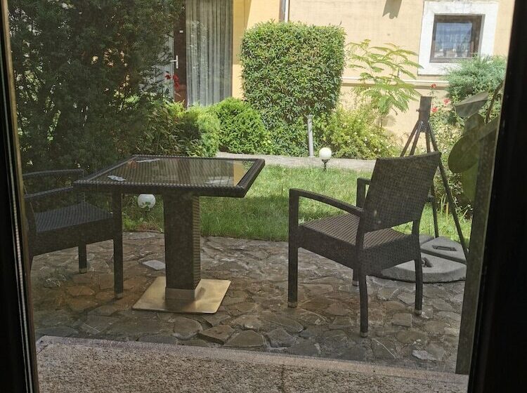 هتل Prince Residence Apartments