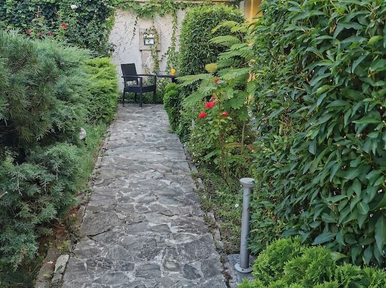 هتل Prince Residence Apartments