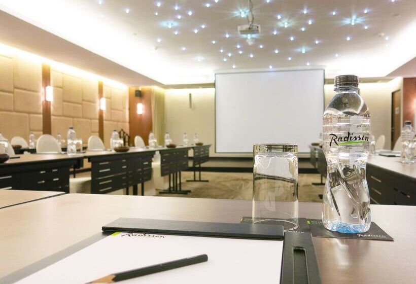 فندق Radisson Suites Bangkok Sukhumvit