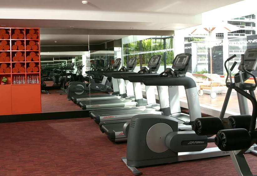 فندق Radisson Suites Bangkok Sukhumvit