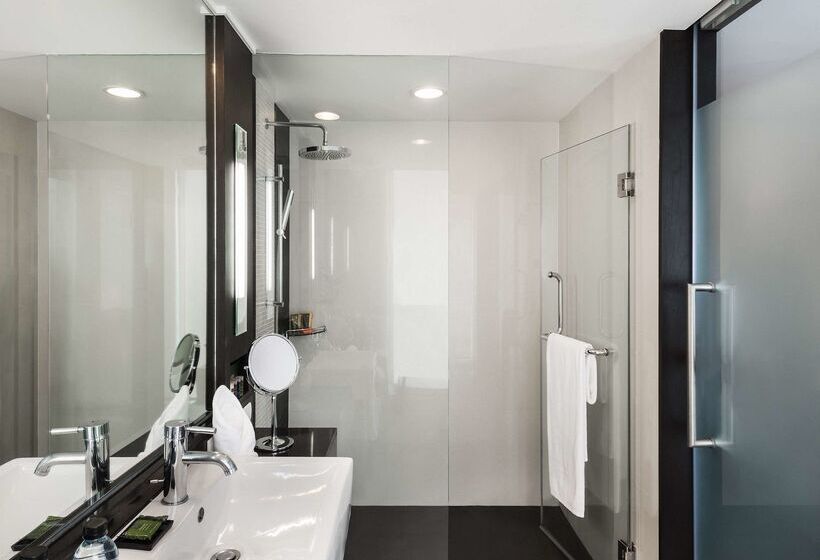 فندق Radisson Suites Bangkok Sukhumvit