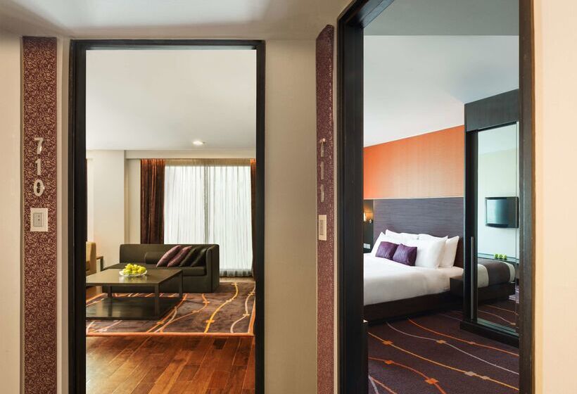 فندق Radisson Suites Bangkok Sukhumvit