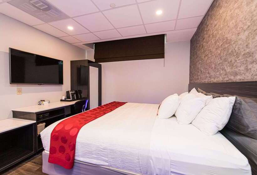 ホテル Ramada By Wyndham Bronx