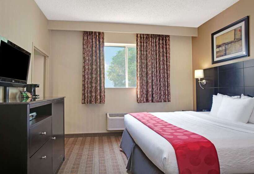 ホテル Ramada By Wyndham Bronx