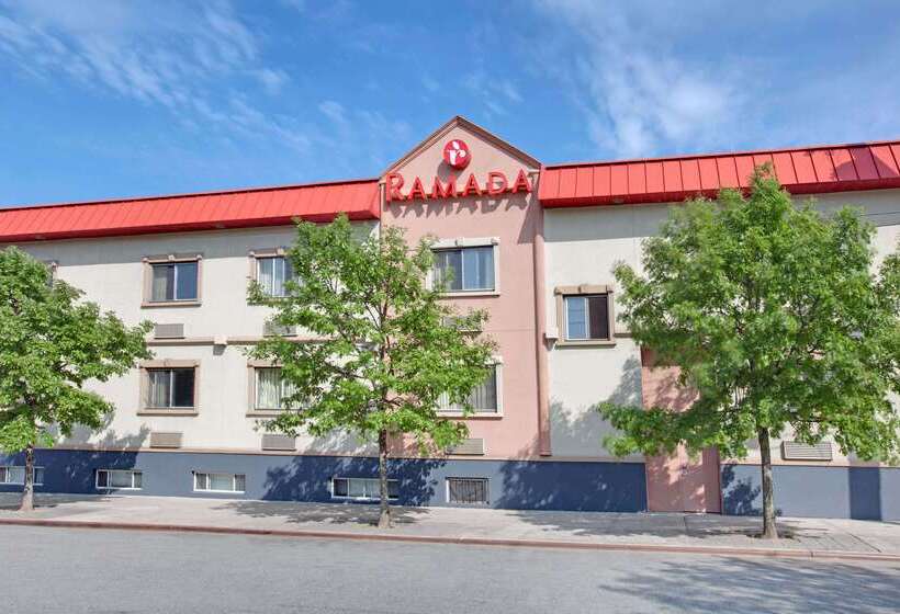 ホテル Ramada By Wyndham Bronx