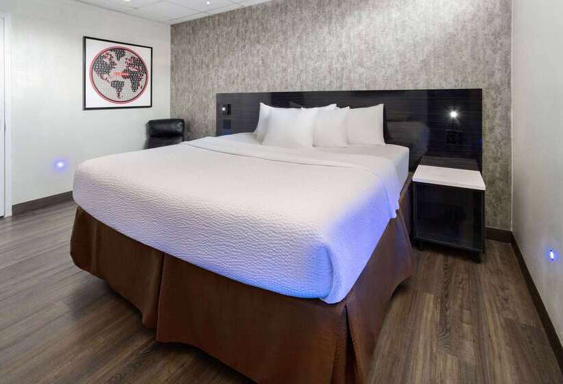 ホテル Ramada By Wyndham Bronx