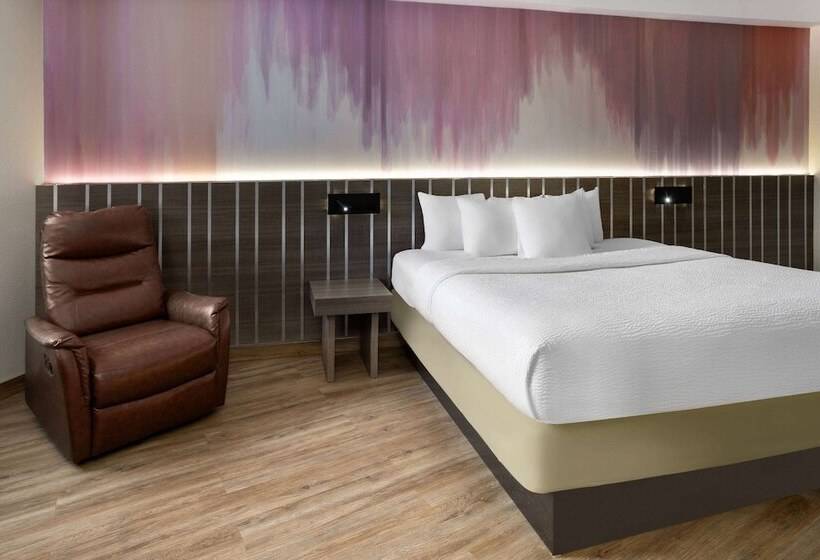 ホテル Ramada By Wyndham Bronx