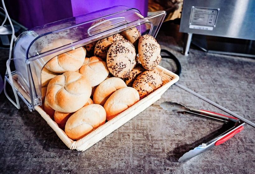 هتل Regnum Residence