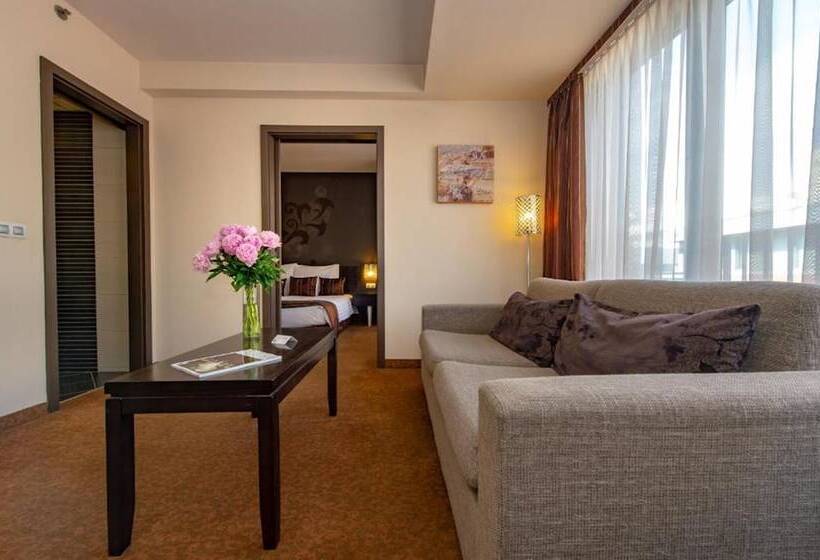 هتل Regnum Residence