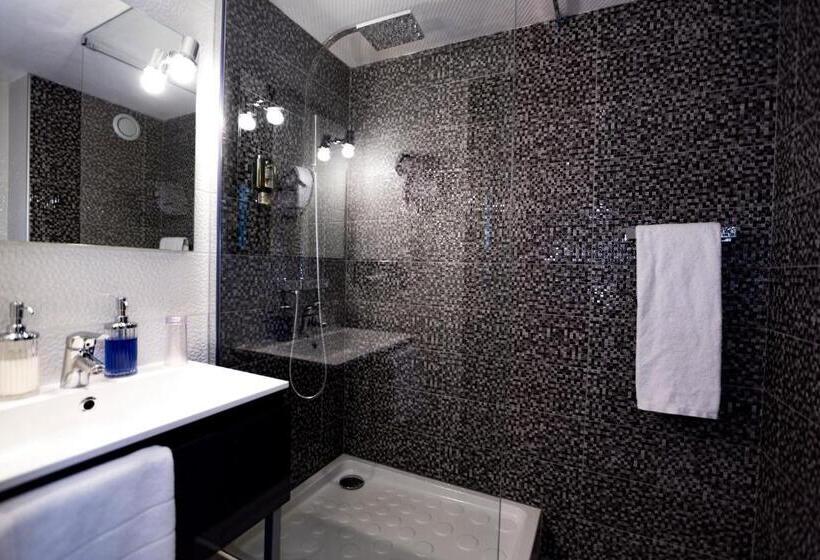 Отель Relais Saint Jean Troyes