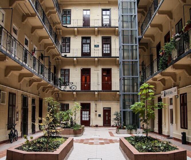 Silver Hotel Budapest City Center