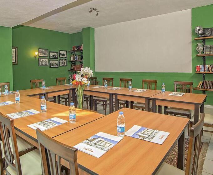 בית מלון כפרי Sinatra   All Inclusive