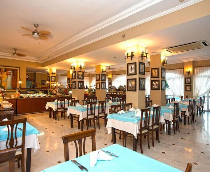 בית מלון כפרי Sinatra   All Inclusive