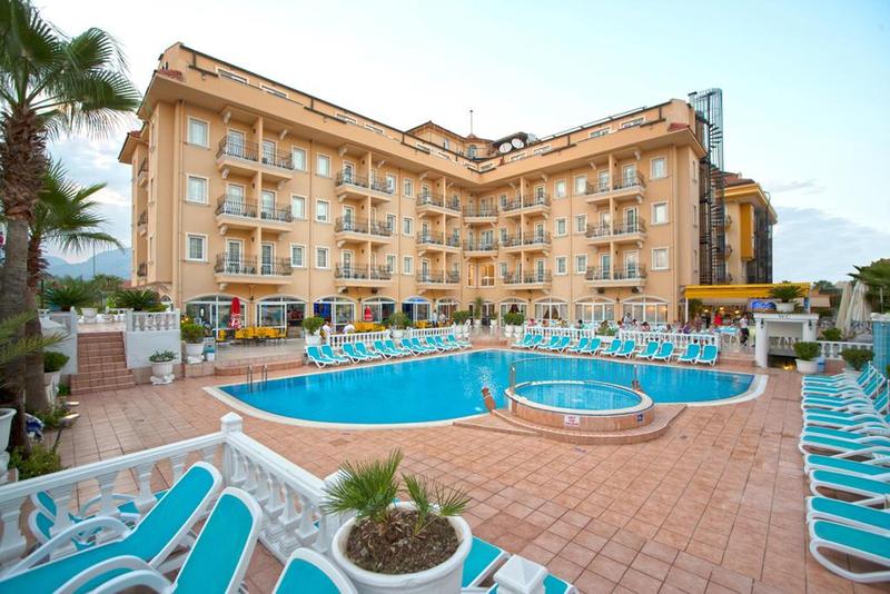 בית מלון כפרי Sinatra   All Inclusive