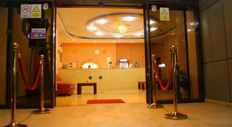 هتل Sir Colentina