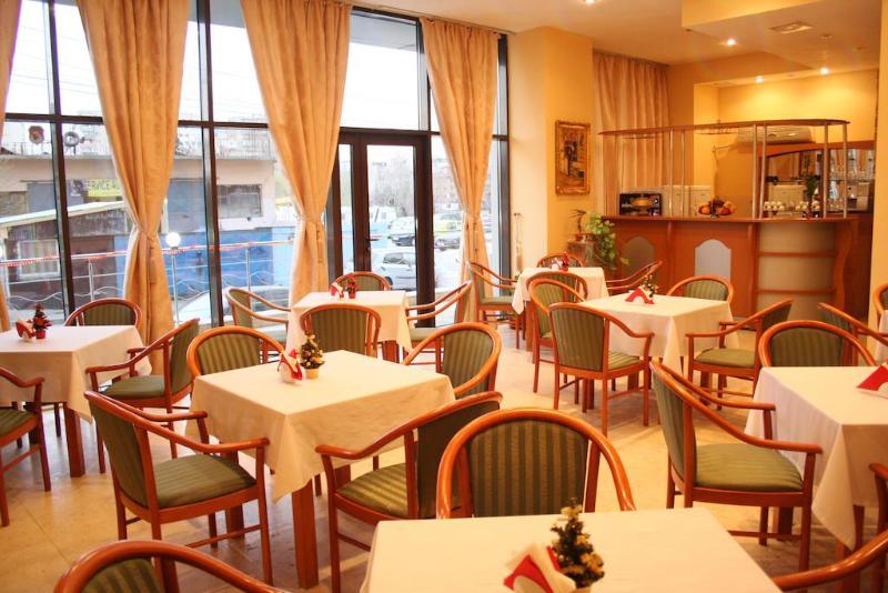 هتل Sir Colentina