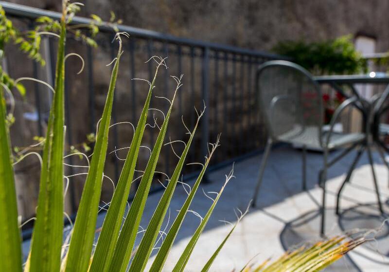 Отель Slavija Culture Heritage