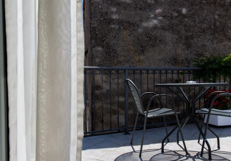 هتل Slavija Culture Heritage