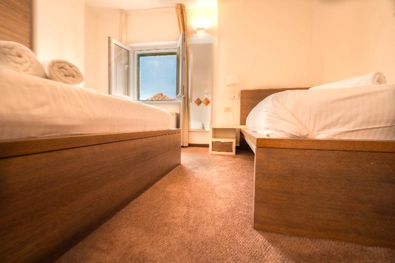 هتل Slavija Culture Heritage