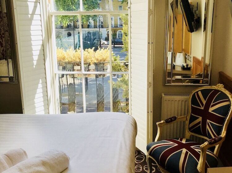 هتل The Excelsior