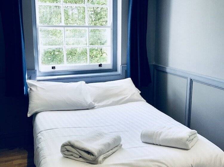 هتل The Excelsior