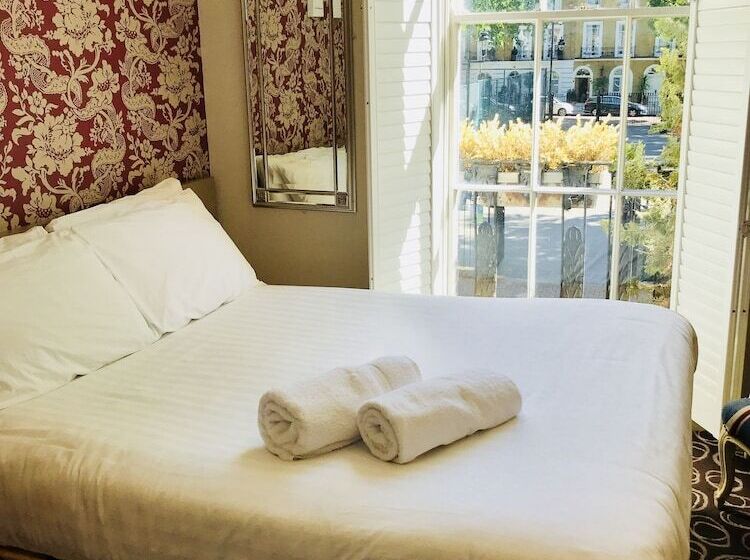 هتل The Excelsior