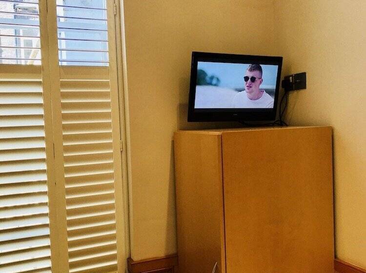 هتل The Excelsior