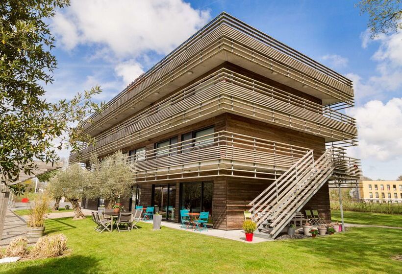 Отель The Originals City, Hôtel Anaïade, Saint Nazaire Pornichet