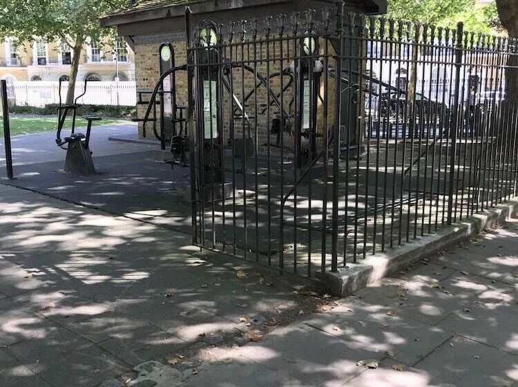 هتل The Rokxy Townhouse   Kings Cross