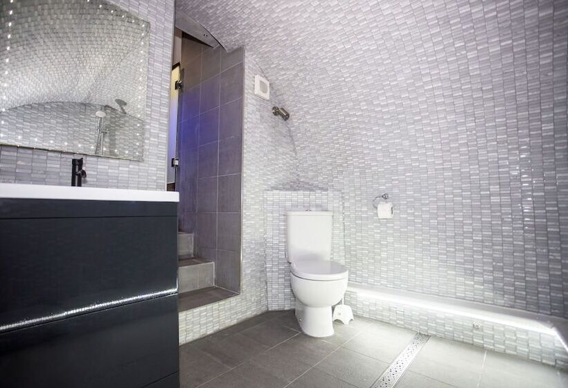 ホテル The Rokxy Townhouse   Kings Cross