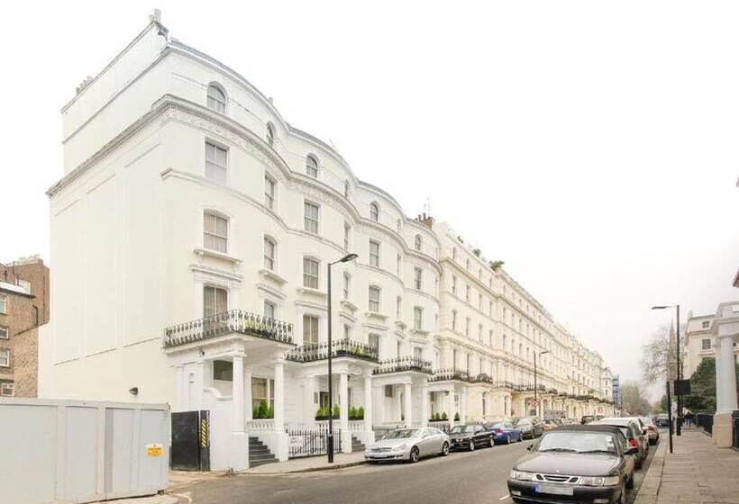 هتل The Royale Chulan Hyde Park