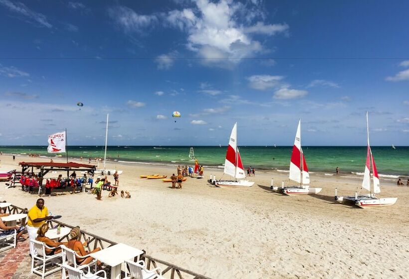 호텔 Tui Magic Life Penelope Beach  Families & Couples