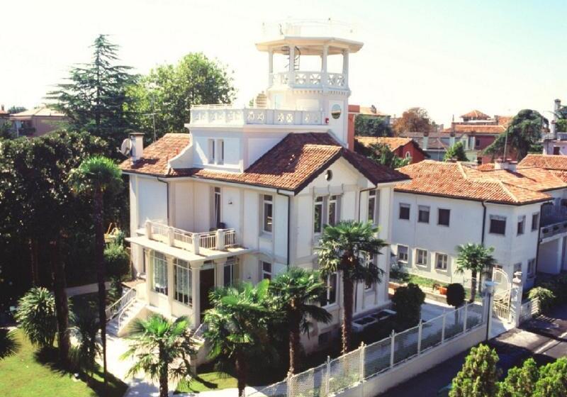 Отель Villa Delle Palme