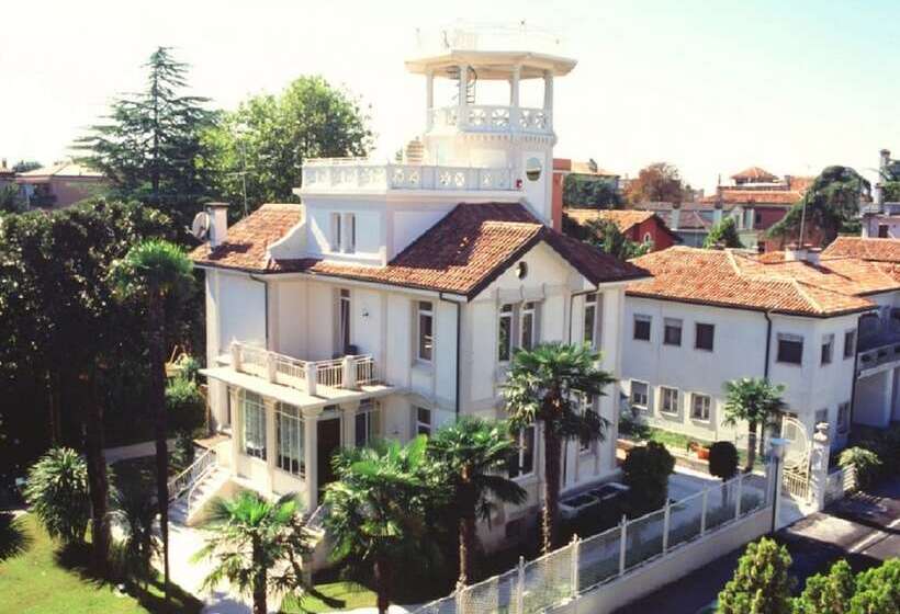 Отель Villa Delle Palme