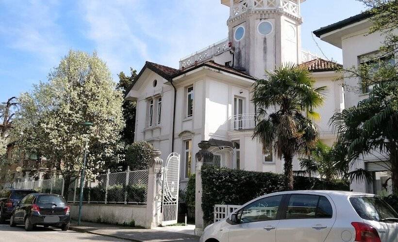 Отель Villa Delle Palme