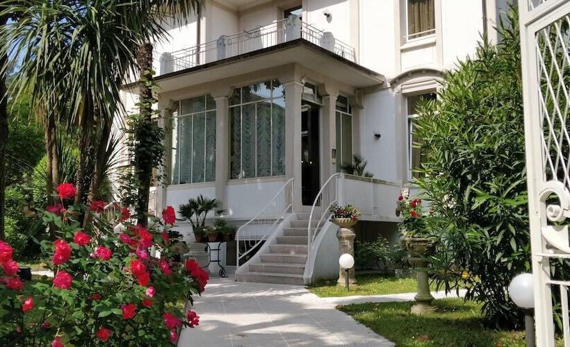 Отель Villa Delle Palme