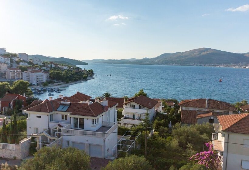 בית מלון כפרי Villa Katarina