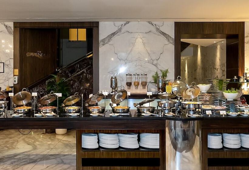 Отель Voco Bonnington Dubai, An Ihg