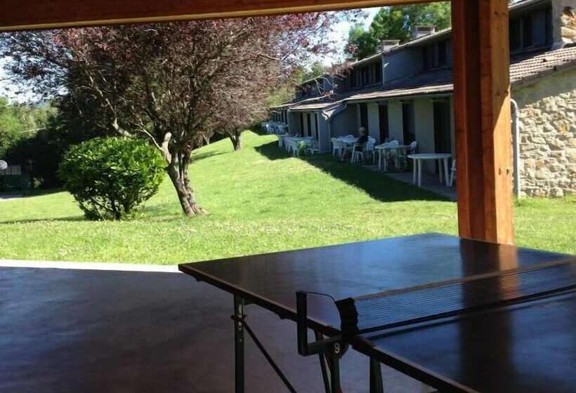 فندق Vvf Haute Loire Saintjulienchapteuil