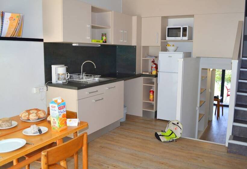 فندق Vvf Haute Loire Saintjulienchapteuil