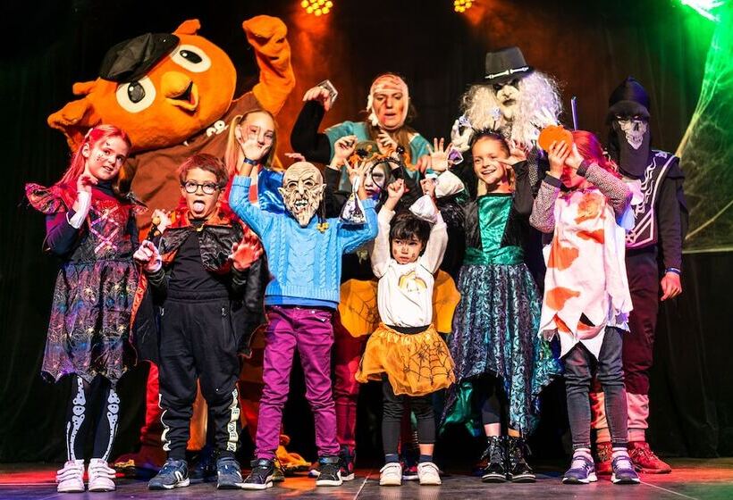 ホテル Vvf Normandie Forgesleseaux